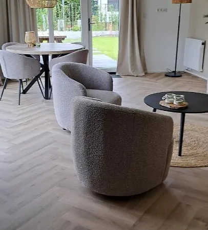 De Hazelaar Eco Holiday home